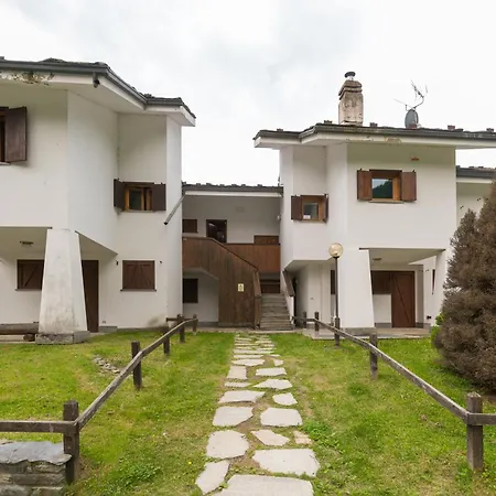 Chez Umbus, E Immerso Nel Verde, Grande Terrazzo Lejlighed Champoluc