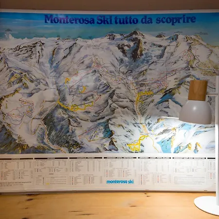 Chez Umbus, E Immerso Nel Verde, Grande Terrazzo Lejlighed Champoluc