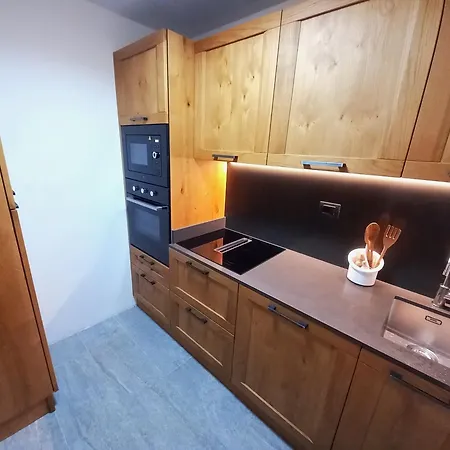 Appartamento Chez Umbus, E Immerso Nel Verde, Grande Terrazzo Champoluc