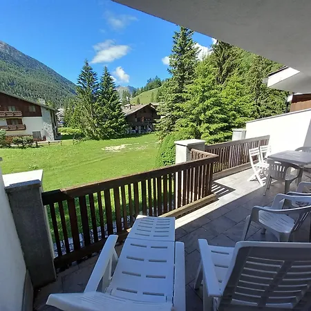 Appartamento Chez Umbus, E Immerso Nel Verde, Grande Terrazzo Champoluc