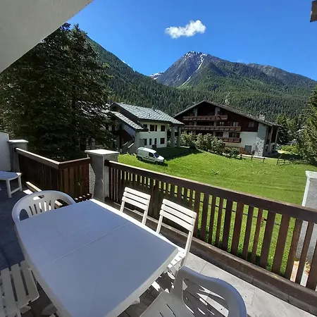 Chez Umbus, E Immerso Nel Verde, Grande Terrazzo Appartamento Champoluc